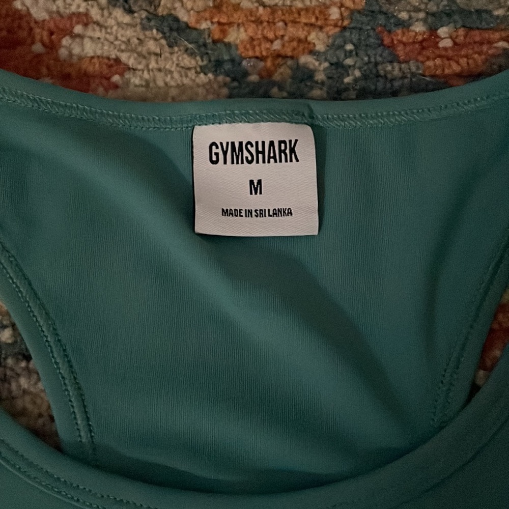Gymshark woman’s training top - medium new - Picture 4 of 5